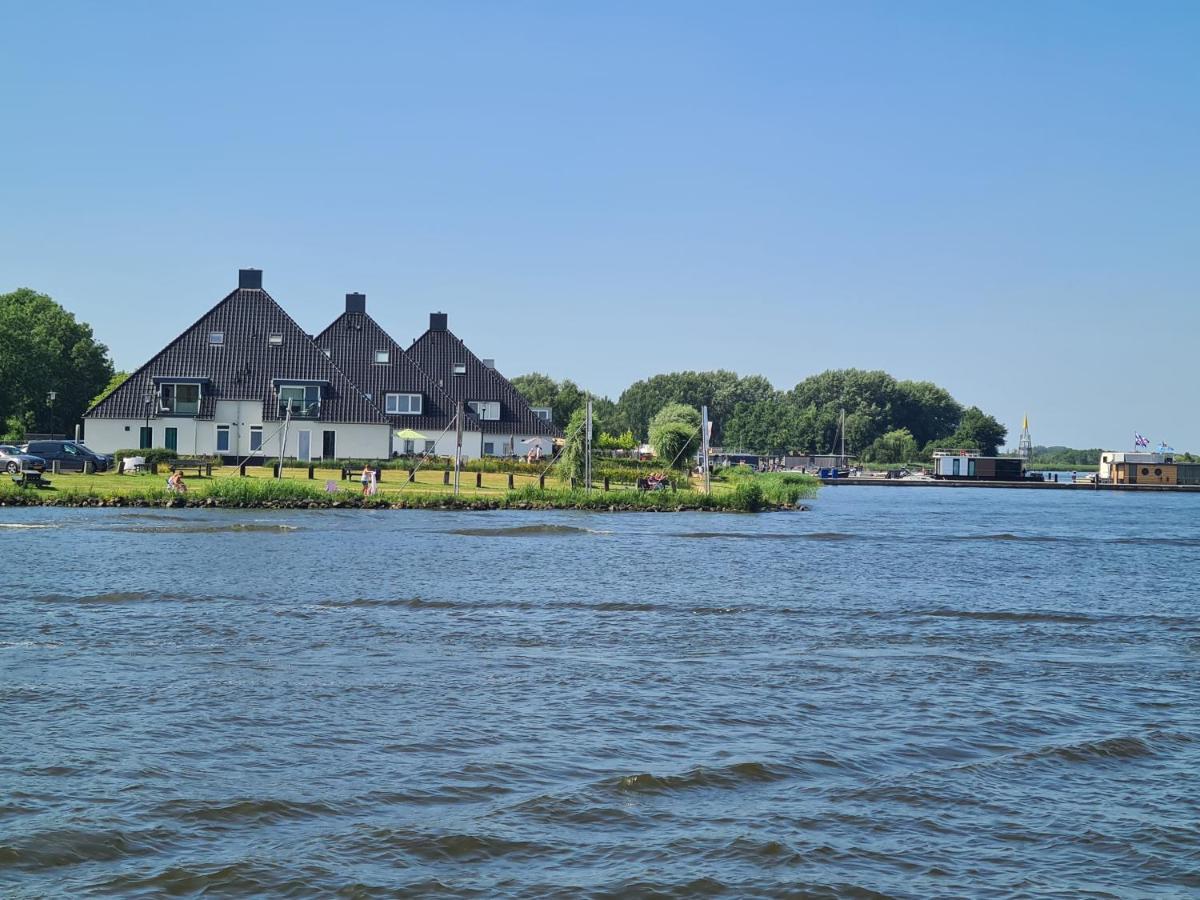 Welkom In Mijn Studio Bij Het Snekermeer ! Offingawier Kültér fotó